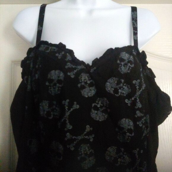 Tripp NYC Daang Goodman Skull Crossbones Whimsy Goth Grunge Dress Vampy - Picture 5 of 13